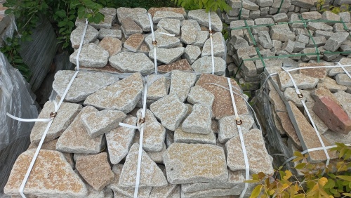 Плитняк гранитный галтованный купить в Кемерово