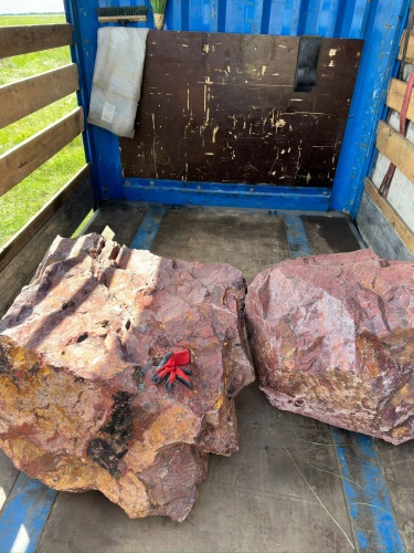Ландшафтные глыбы красно-фиолетовые 200-1000 килограмм купить в Кемерово