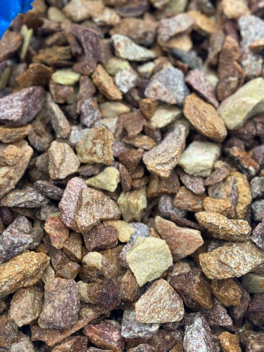 Златолит персиковый декоративная каменная крошка купить в Кемерово