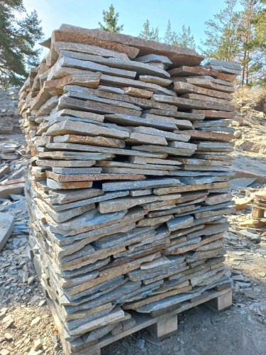 Плитняк златолит серебристый для цоколя, отмостки купить в Кемерово