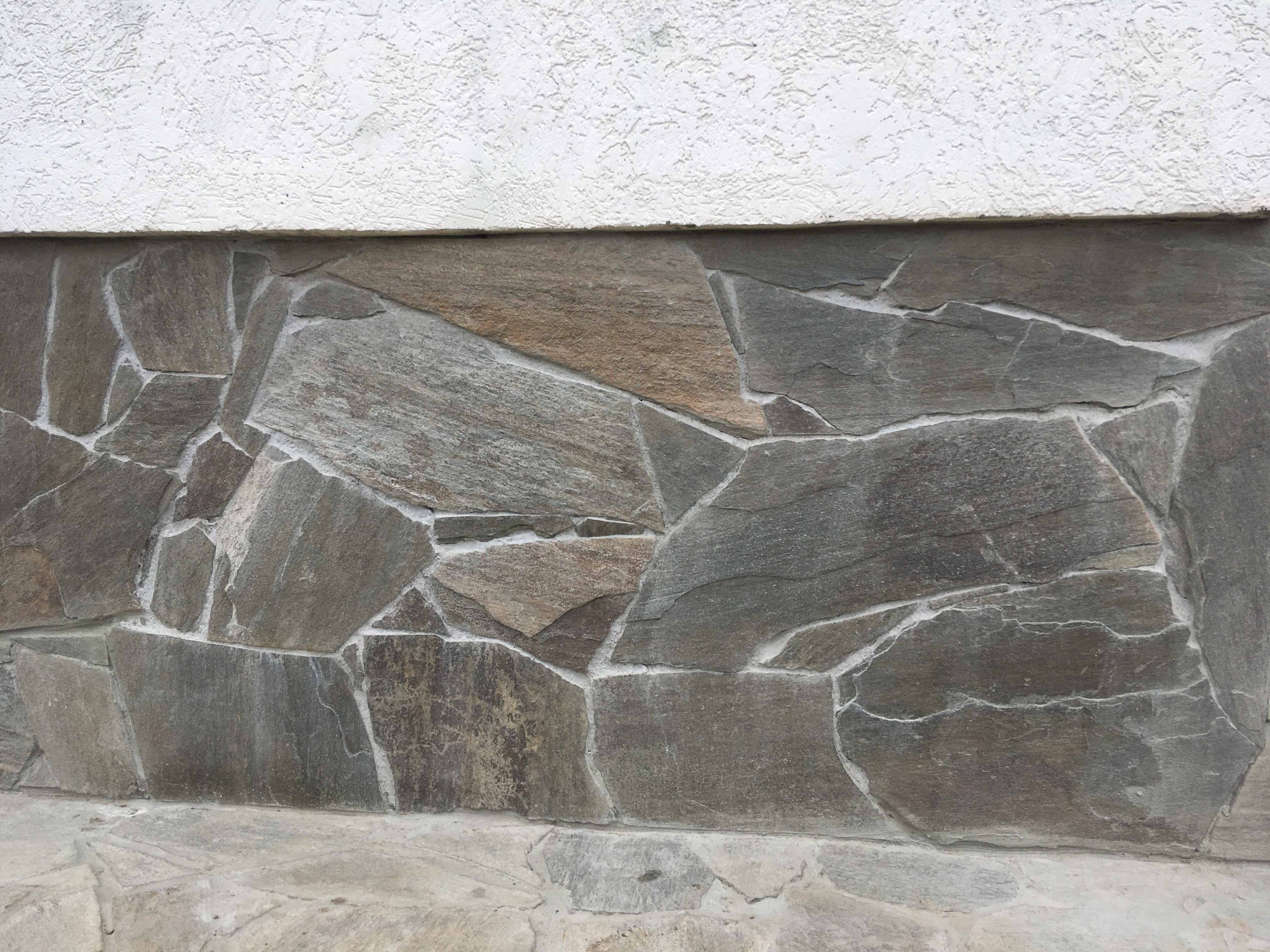 Плитняк златолит Уральский  для фасада купить в Кемерово