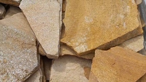Плитняк златолит жёлтый для фасада 1,5-3 см купить в Кемерово