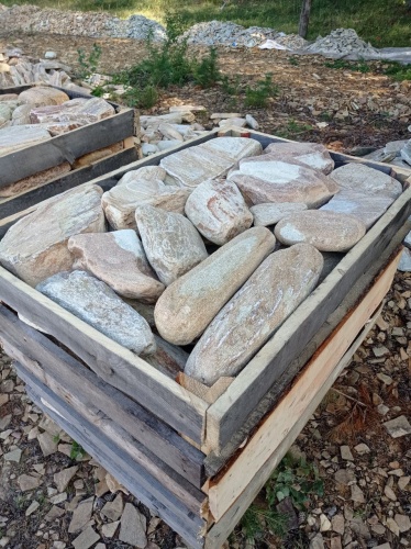 Златолит жёлтый, жёлто-зелёный глыбки и валуны для ланшафтного дизайна купить в Кемерово