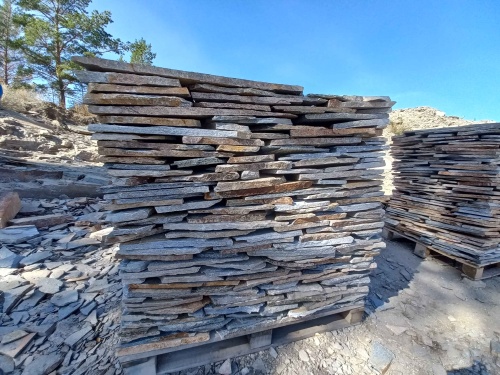 Плитняк златолит серебристый для фасада купить в Кемерово