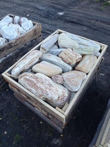 Златолит жёлтый, жёлто-зелёный глыбки и валуны для ланшафтного дизайна купить в Кемерово