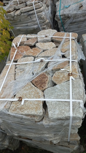 Плитняк галтованный гранитный для ландшафтного дизайна купить в Кемерово